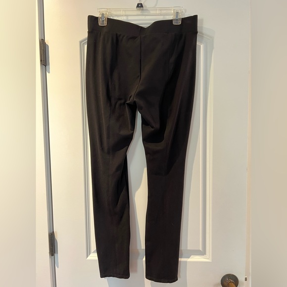 WHBM Legging With Gold Buttons on Bottom of Legs - Medium - Picture 2 of 6